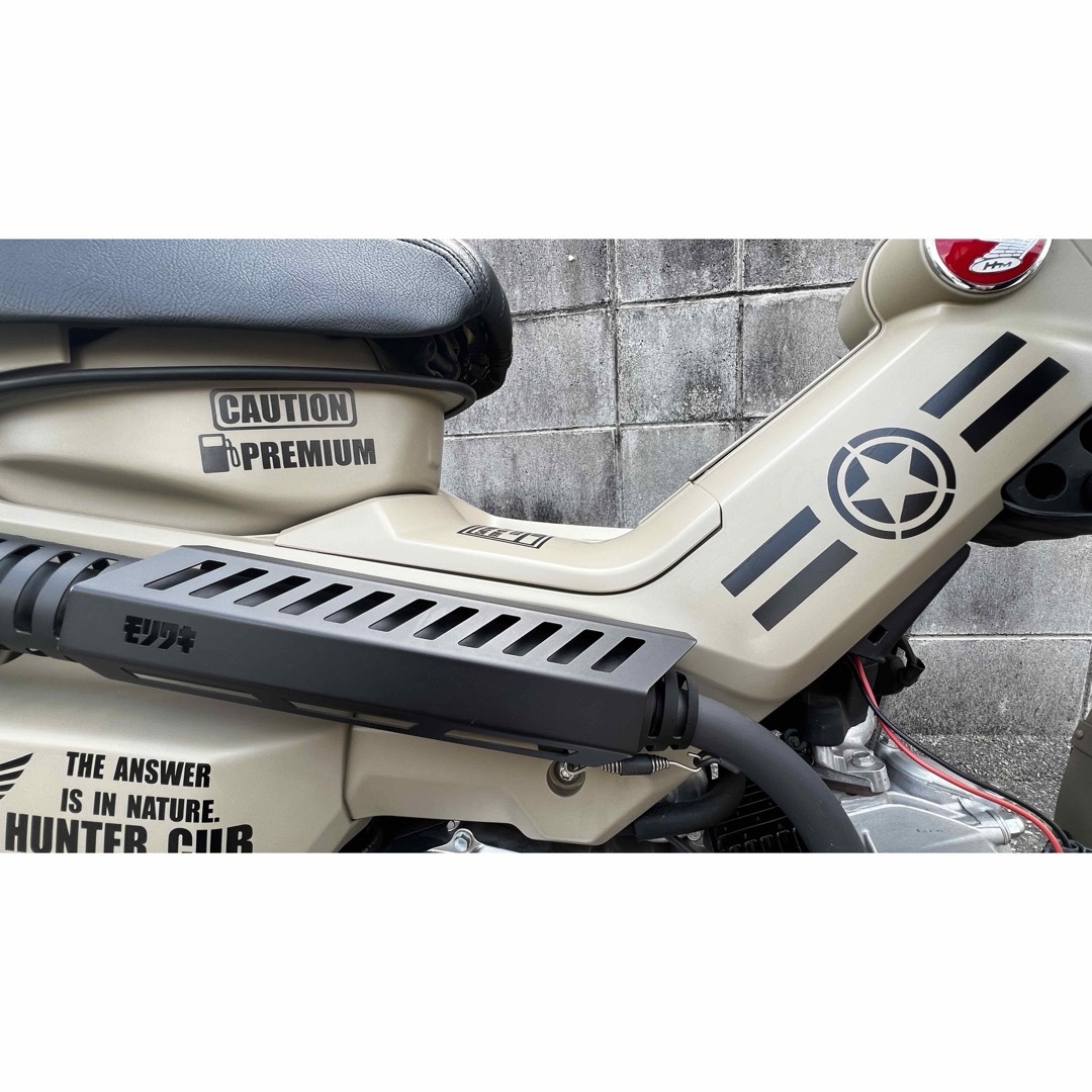 期間限定おまけ付き！CT125ハンターカブのミリタリー風カッティングステッカー 自動車/バイクのバイク(ステッカー)の商品写真