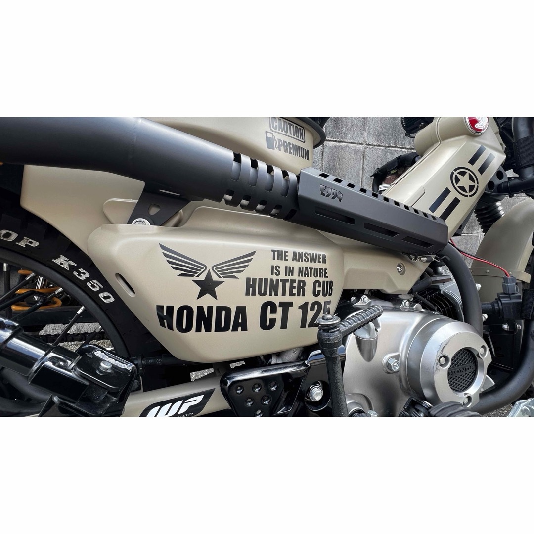 期間限定おまけ付き！CT125ハンターカブのミリタリー風カッティングステッカー 自動車/バイクのバイク(ステッカー)の商品写真