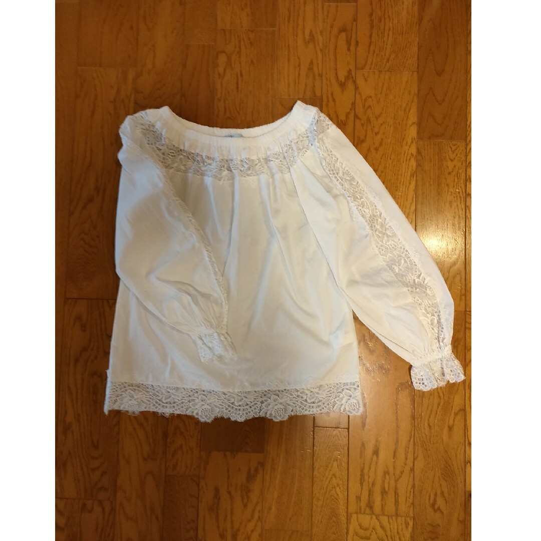 Blumarine(ブルマリン)の（美品）Blumarine　ブラウス レディースのトップス(シャツ/ブラウス(長袖/七分))の商品写真