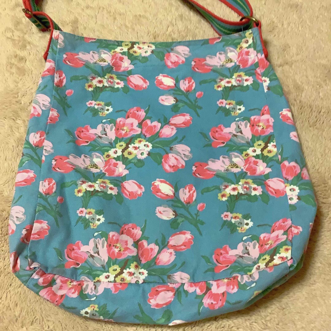 Cath Kidston(キャスキッドソン)のCathKidston キャスキッドソン レディース 大きめ ショルダーバッグ  レディースのバッグ(ショルダーバッグ)の商品写真