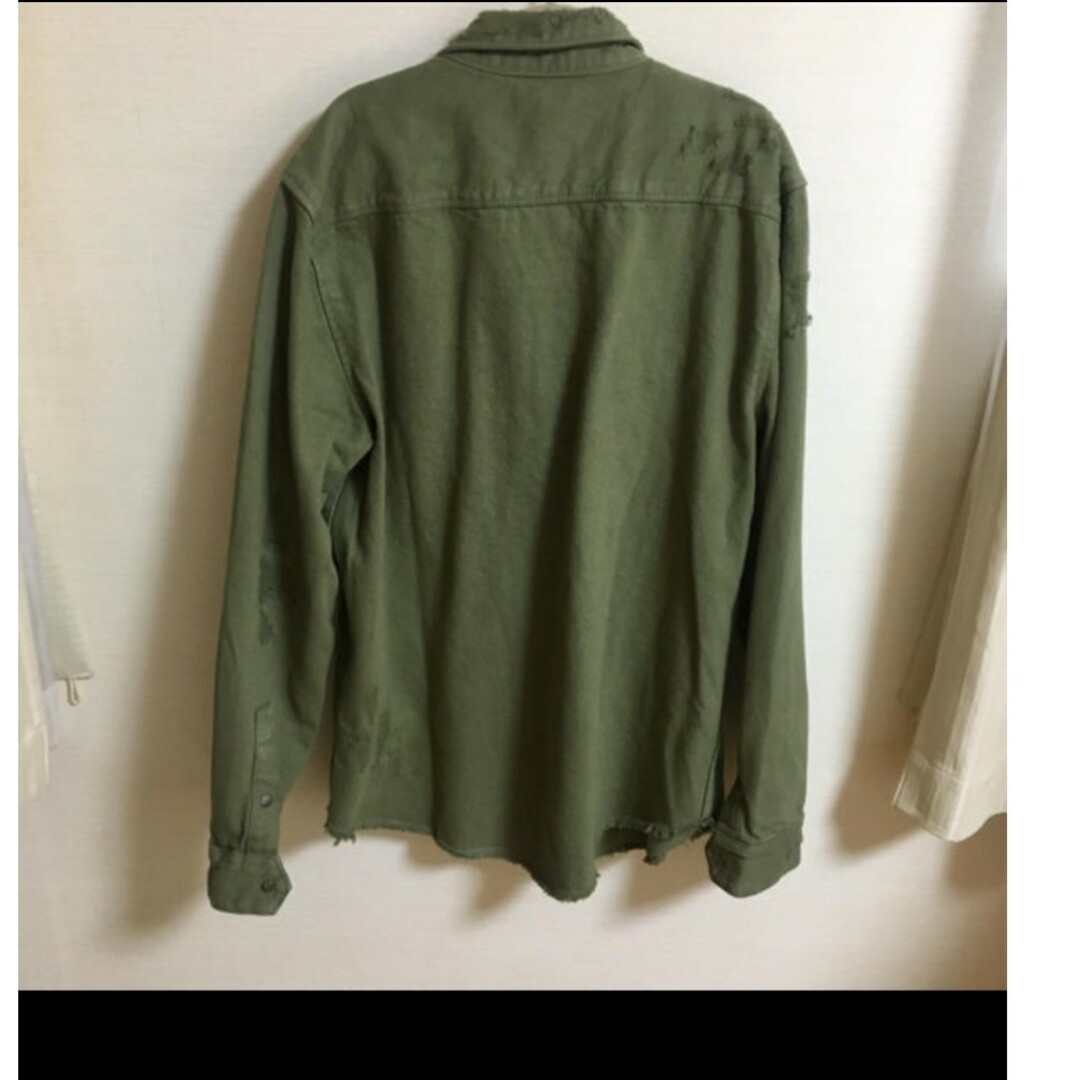 ZARA(ザラ)のZARA　ダメージデニムシャツ メンズのトップス(シャツ)の商品写真