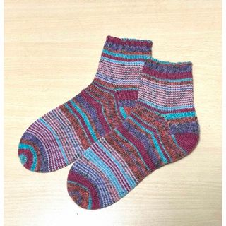 オパール毛糸の手編み靴下　⑩(レッグウェア)