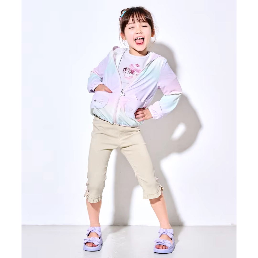 anyFAM(エニィファム)のany FAM KIDS 120㎝　UVカット　さらさらパーカー　レインボー キッズ/ベビー/マタニティのキッズ服女の子用(90cm~)(ジャケット/上着)の商品写真