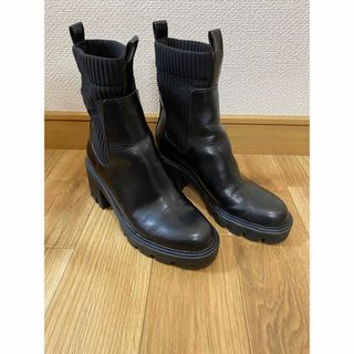 ザラ(ZARA)のZARA サイドゴア ソックスブーツ(ブーツ)