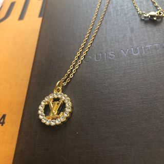 ルイヴィトン(LOUIS VUITTON)の【2本限定】 LOUIS VUITTON ルイヴィトン ロゴ ネックレス(ネックレス)