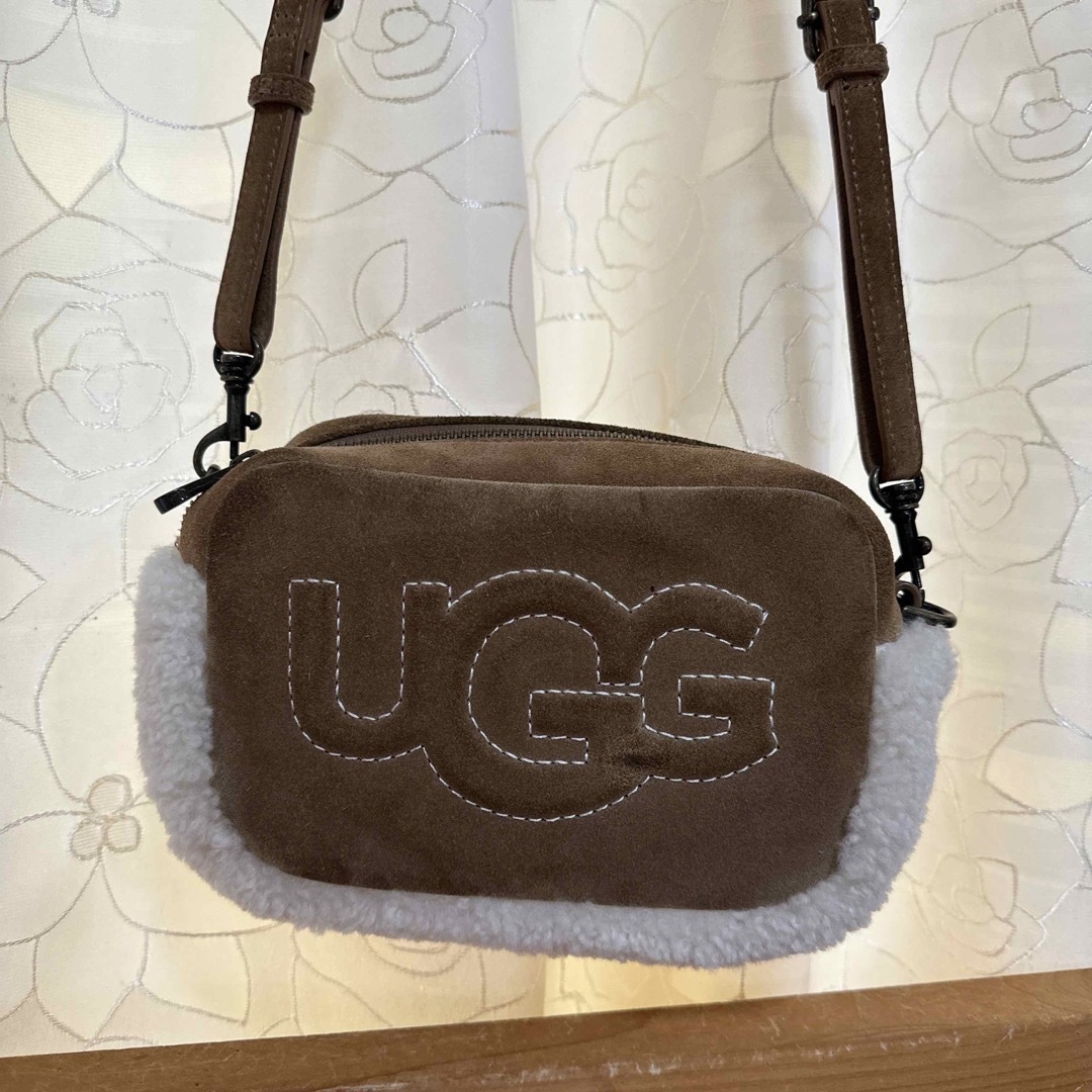 クーポンでお得に。UGG ショルダーバッグショルダーバッグ - dso-ilb.si