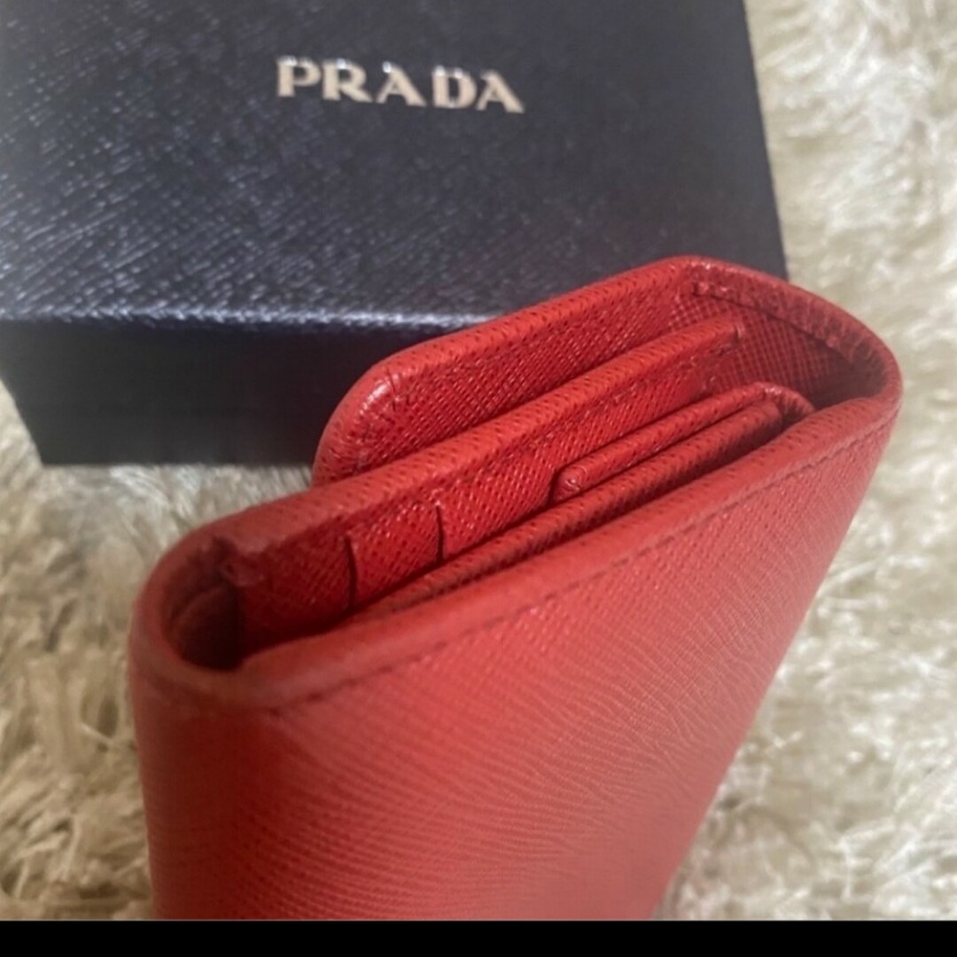 PRADA(プラダ)の美品です💕PRADA★折り財布★ポッキリ特価✨ レディースのファッション小物(財布)の商品写真