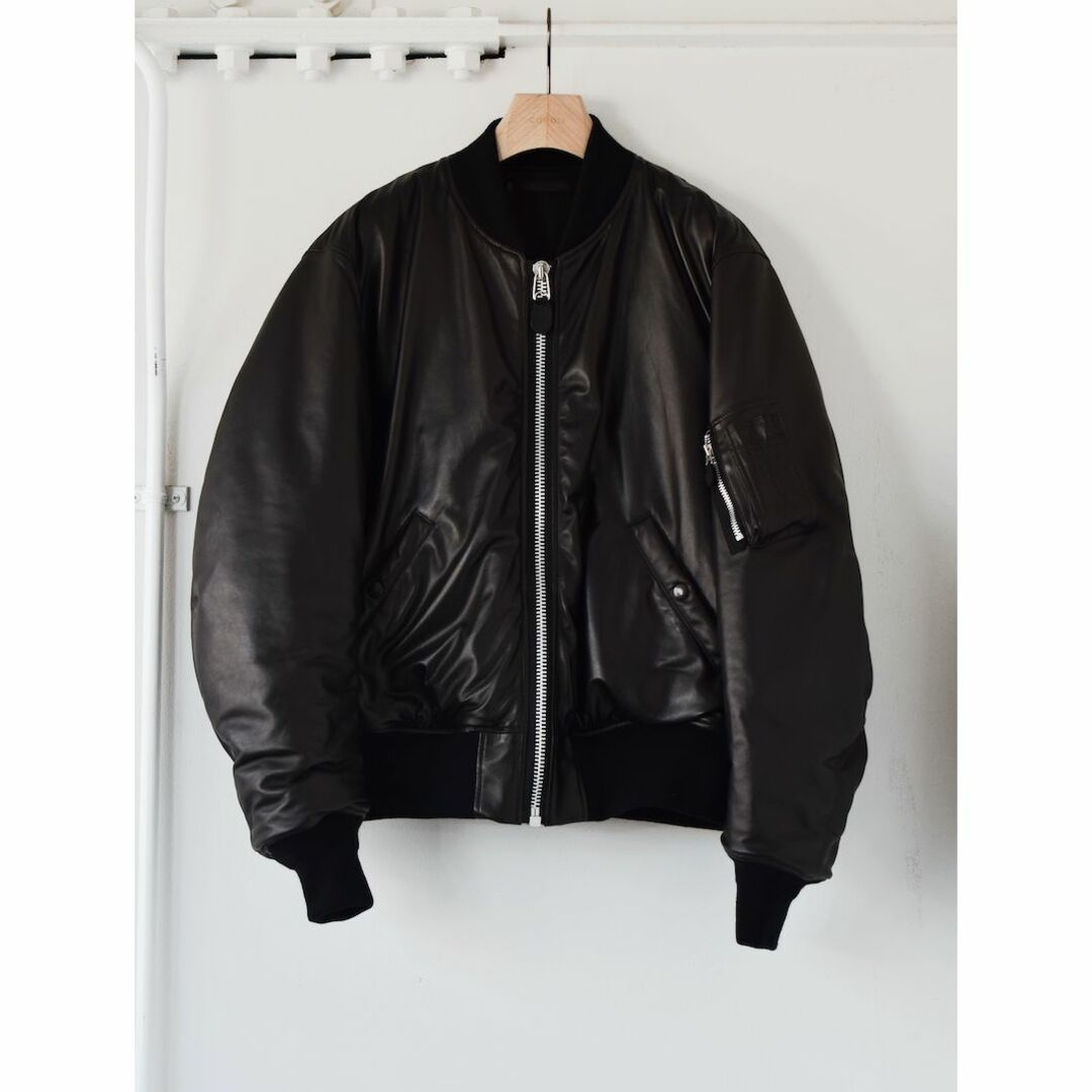 COMOLI - 22SS COMOLI コモリ シープスキン MA-1 レザー COMOLI - 22SS COMOLI コモリ シープスキン MA-1 レザー