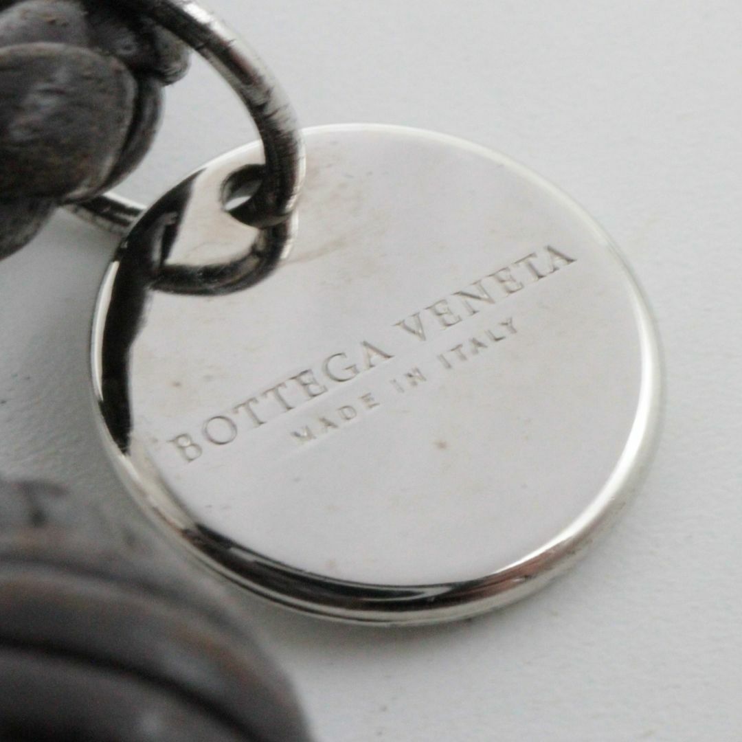 Bottega Veneta(ボッテガヴェネタ)のボッテガヴェネタ イントレチャートレザーブレスレットSV925【美品】 レディースのアクセサリー(ブレスレット/バングル)の商品写真