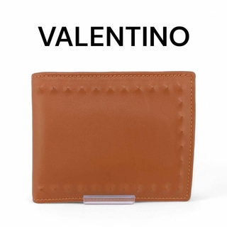 ヴァレンティノ(VALENTINO)のVALENTINO バレンティノ　2つ折り財布　ブラウン　茶色　メンズ　スタッズ(折り財布)