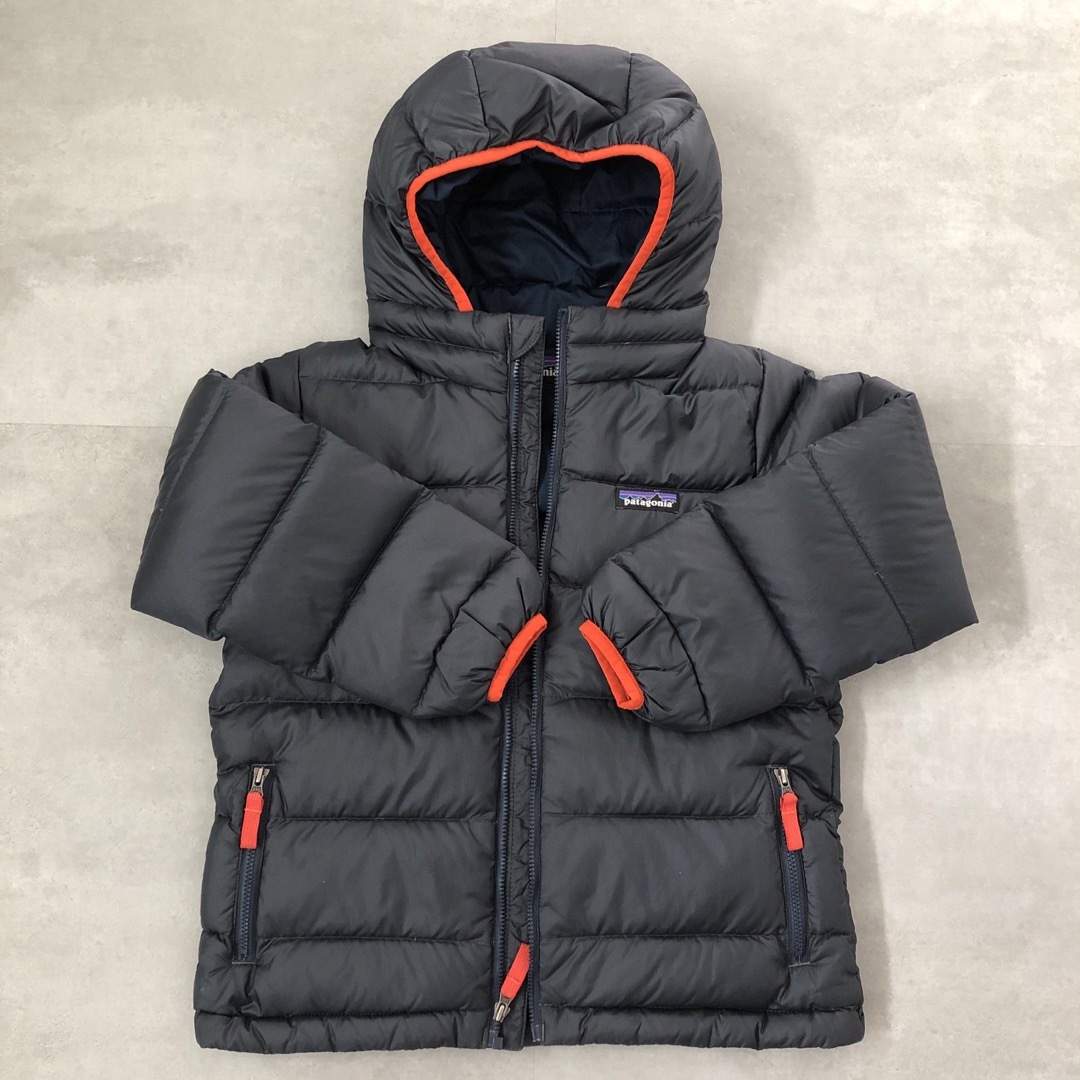 キッズ服男の子用(90cm~)Patagoniaパタゴニア　ダウン　キッズXS