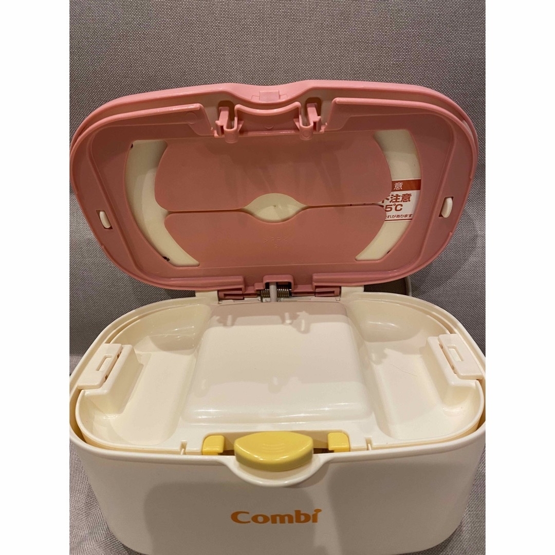 combi(コンビ)の新生児セット　combi コンビ　おしりふきウォーマー　ネイルケア　エジソン キッズ/ベビー/マタニティのおむつ/トイレ用品(ベビーおしりふき)の商品写真