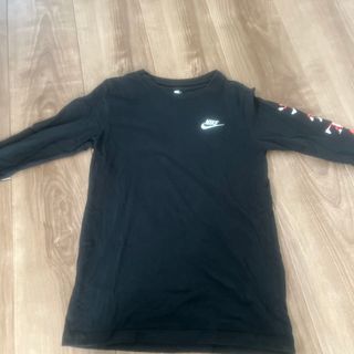 ナイキ(NIKE)のNIKEロングTシャツ(Tシャツ/カットソー)