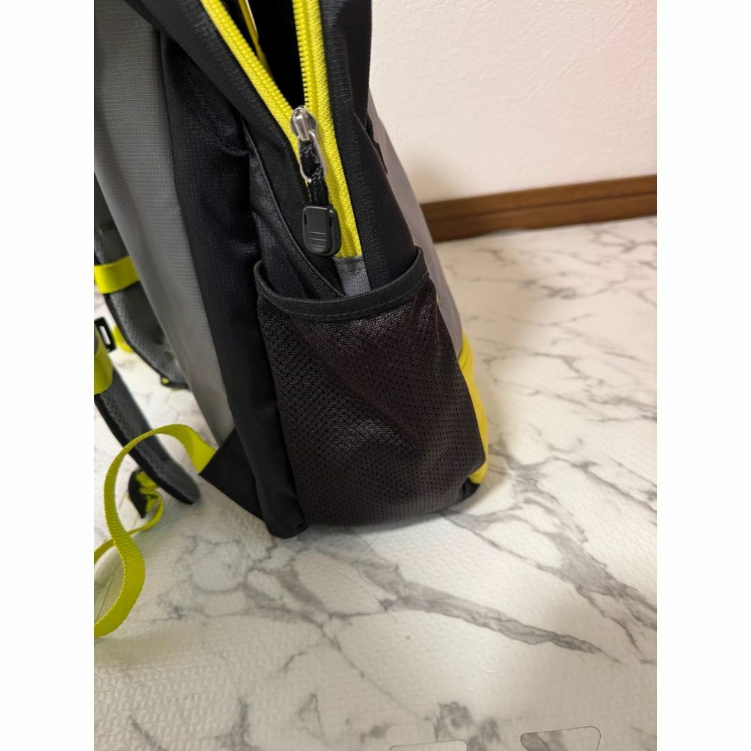 YONEX(ヨネックス)の値下げ‼︎【YONEX】キッズ　テニスリュック　オシャレ キッズ/ベビー/マタニティのこども用バッグ(リュックサック)の商品写真