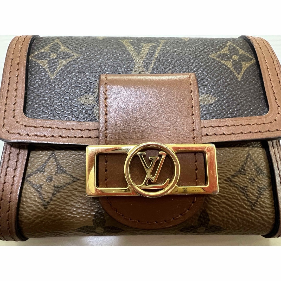 LOUIS VUITTON ルイヴィトン モノグラム ドーフィーヌ 折り財布