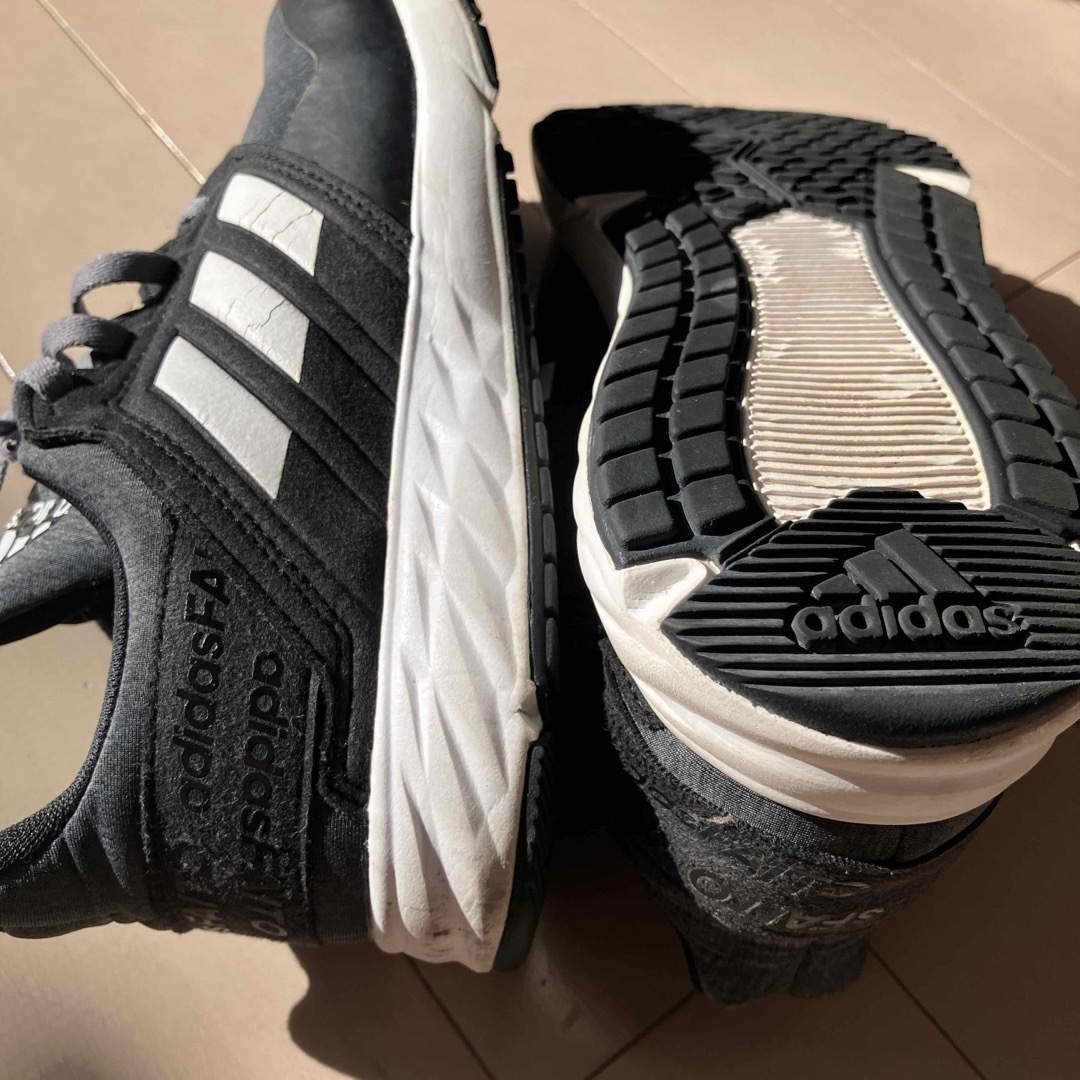 adidas(アディダス)の★さやねぇ様専用 キッズ/ベビー/マタニティのキッズ靴/シューズ(15cm~)(スニーカー)の商品写真