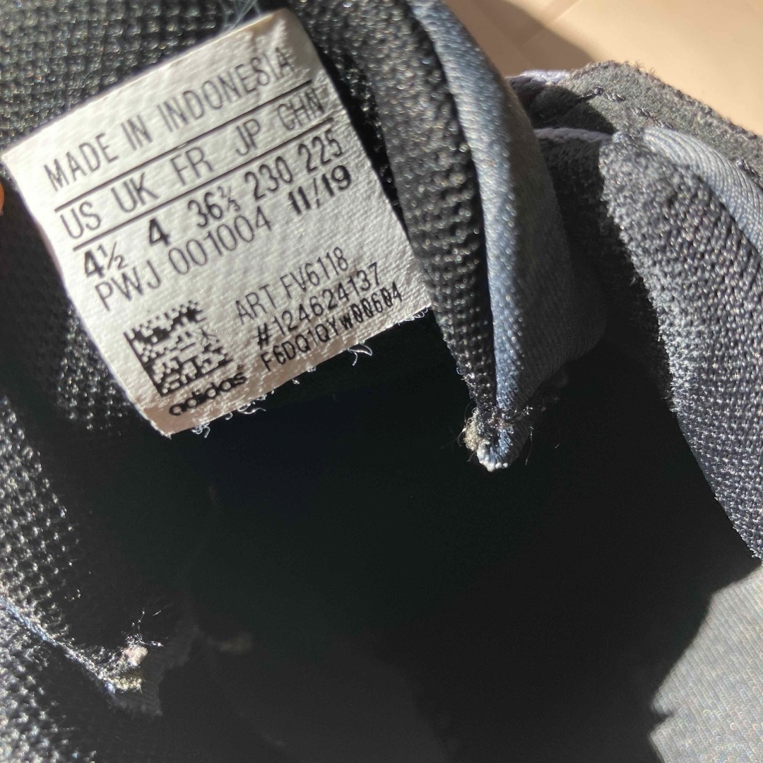 adidas(アディダス)の★さやねぇ様専用 キッズ/ベビー/マタニティのキッズ靴/シューズ(15cm~)(スニーカー)の商品写真