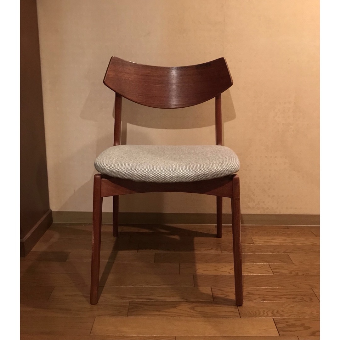 ゆにも様専用】北欧ヴィンテージ ダイニングチェア デンマーク ゆにも様専用】北欧ヴィンテージ ダイニングチェア デンマーク