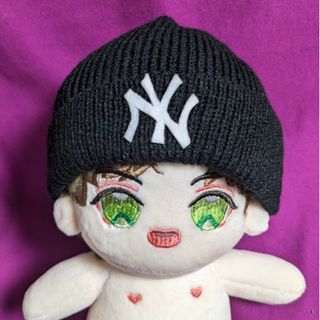 ボウダンショウネンダン(防弾少年団(BTS))の♥️20cm ぬいぐるみ ニット帽 /黒 NY♥️ BTS SKZOO 帽子(ぬいぐるみ)