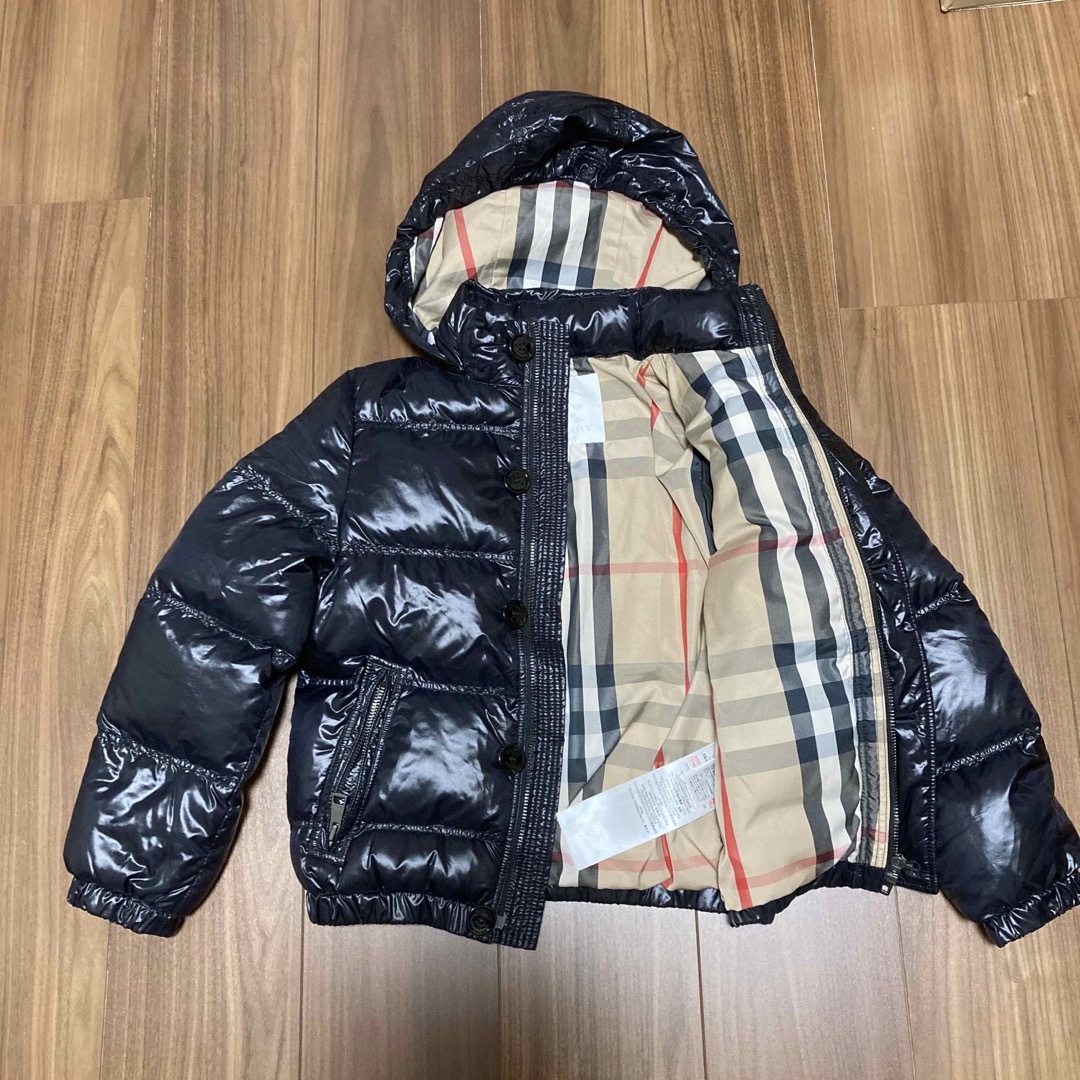 BURBERRY - Burberry バーバリー ダウンジャケット 8Y-128cm 120.130の