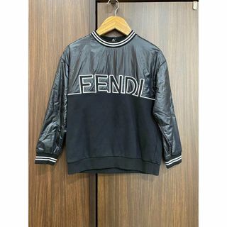 フェンディ(FENDI)の美品　定価10.4万　フェンディ キッズ　厚手　トップス　　8A/140　正規品(その他)