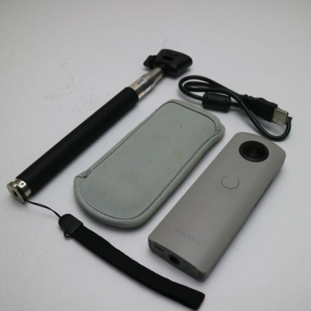 特記事項超美品 RICOH THETA SC Beige