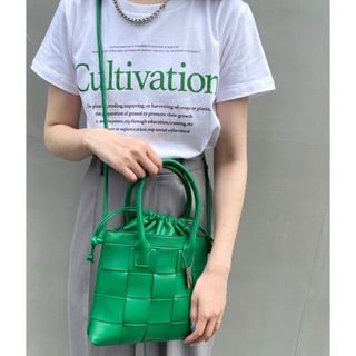 【新品未使用タグなし】WEB限定 loti メッシュ巾着ショルダーBAG(ショルダーバッグ)