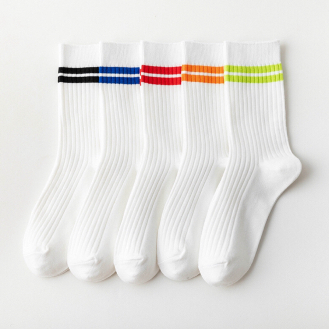 ENDO SOCKS ホワイトにボーダーデザインのシンプル大人靴下　ジュニア キッズ/ベビー/マタニティのこども用ファッション小物(靴下/タイツ)の商品写真