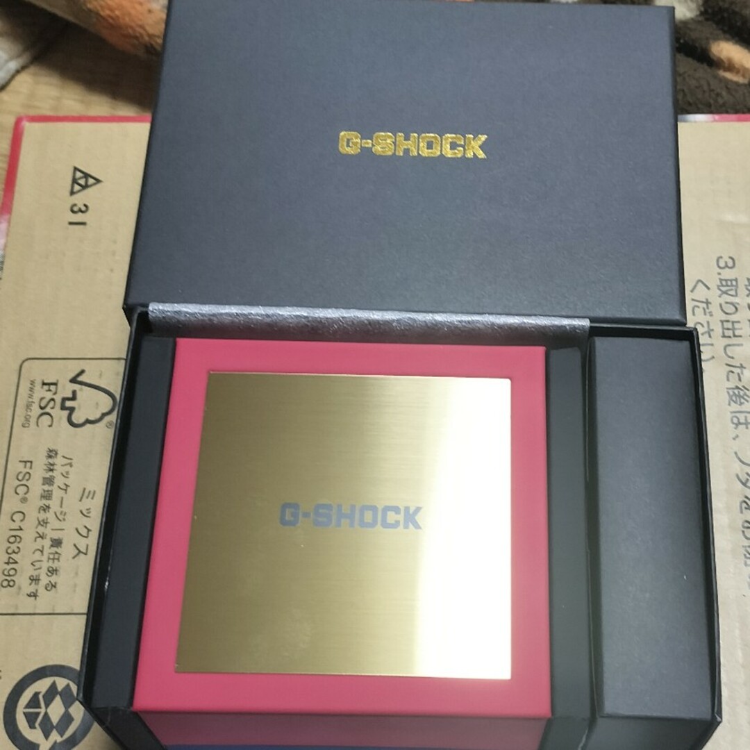 G-SHOCK(ジーショック)のGMW-B5000TR-9JR  GOLD  チタン メンズの時計(腕時計(デジタル))の商品写真
