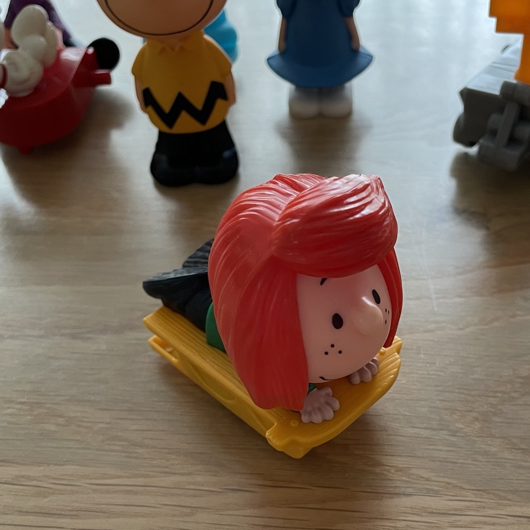 PEANUTS(ピーナッツ)のハッピーセット　マクドナルド　SNOOPY エンタメ/ホビーのおもちゃ/ぬいぐるみ(キャラクターグッズ)の商品写真