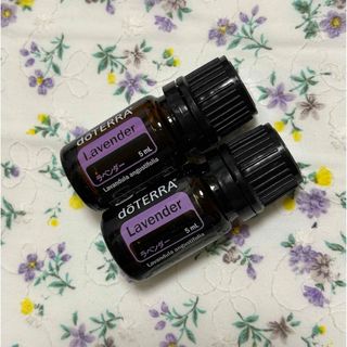 ドテラ(doTERRA)の⚪︎新品⚪︎ doTERRA ラベンダー 5ml ×2本(エッセンシャルオイル（精油）)