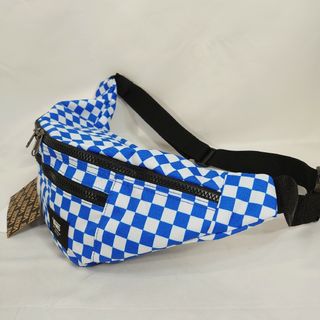 ヴァンズ(VANS)のVANS バンズ/ボディバッグ/WARD CROSS BODY BAG(ボディーバッグ)