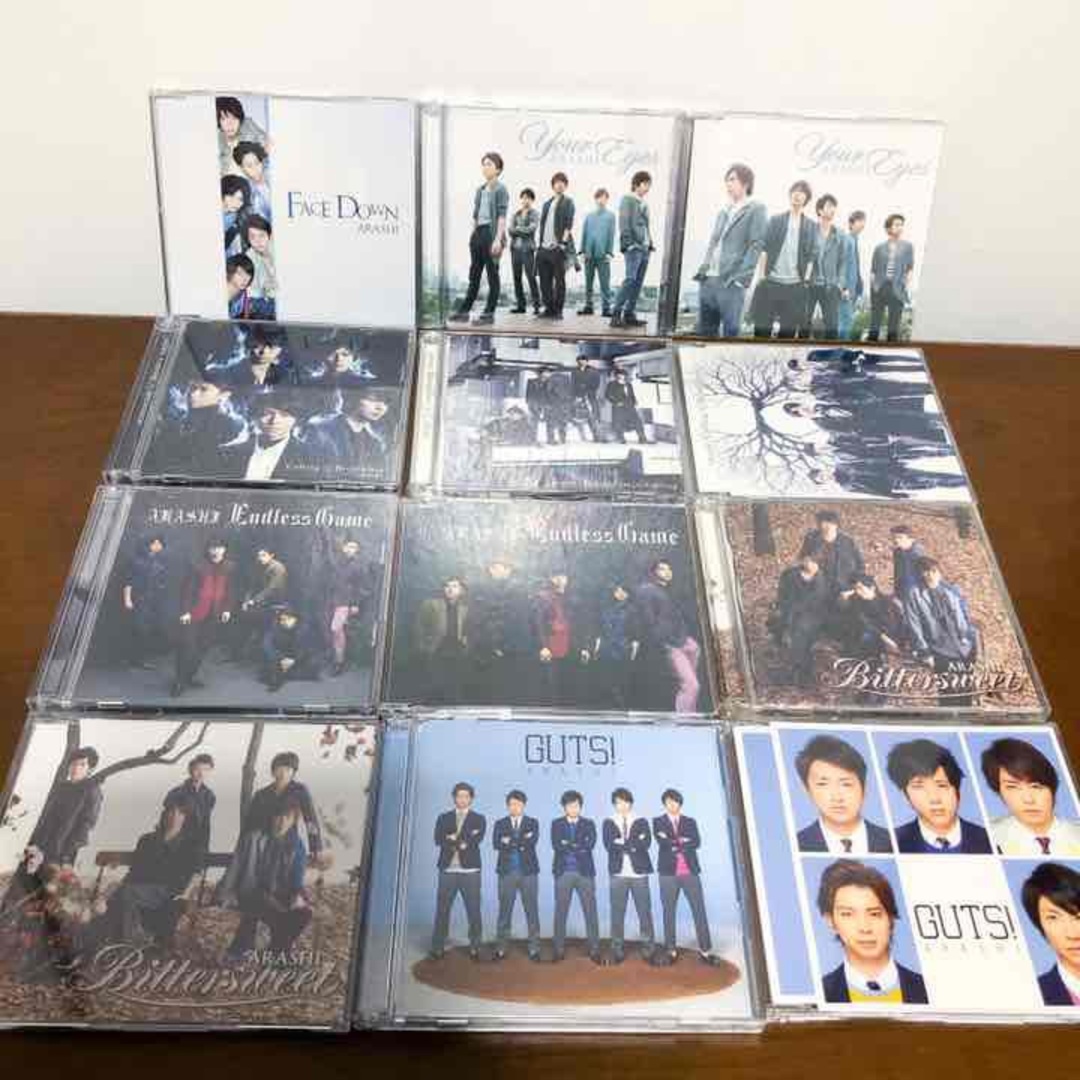 嵐　シングル　通常盤　40点　＋嵐 グッズセット エンタメ/ホビーのCD(ポップス/ロック(邦楽))の商品写真