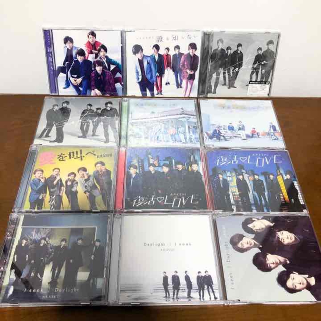 嵐　シングル　通常盤　40点　＋嵐 グッズセット エンタメ/ホビーのCD(ポップス/ロック(邦楽))の商品写真