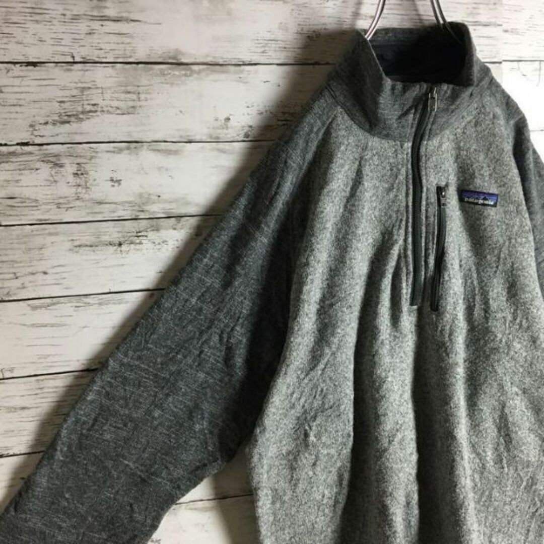 patagonia(パタゴニア)の【ビッグサイズ】パタゴニア☆ロゴ入りハーフジップフリース　薄手　グレー　756 メンズのジャケット/アウター(ブルゾン)の商品写真