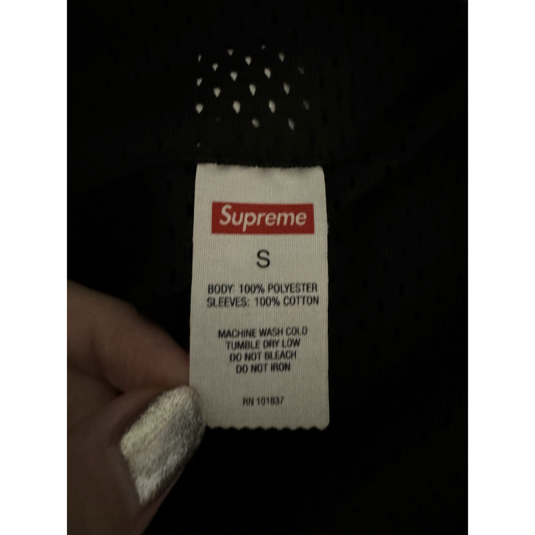 Supreme(シュプリーム)のsupreme mesh hooded baseball jersey メンズのトップス(パーカー)の商品写真