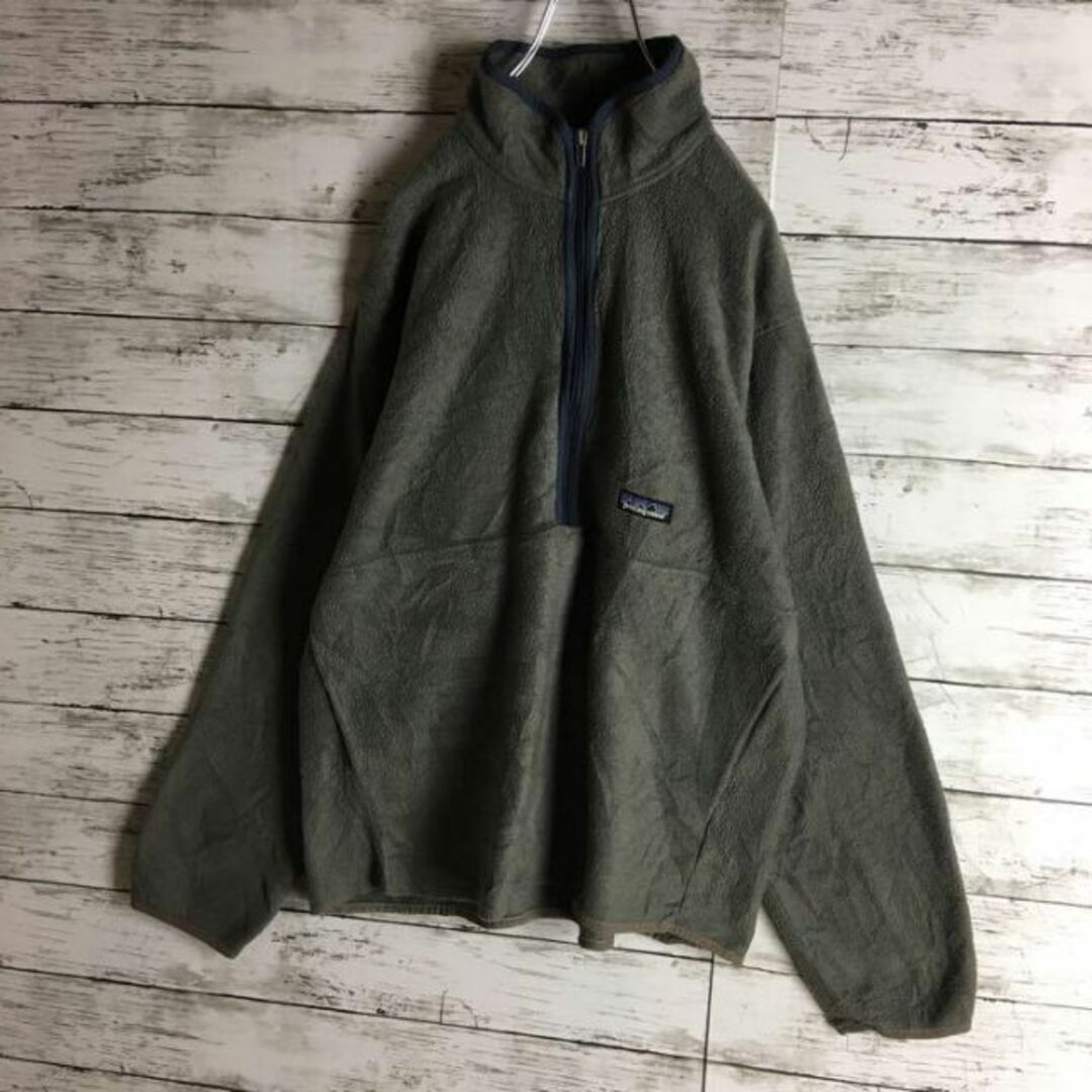 patagonia(パタゴニア)の【入手困難】パタゴニア☆ロゴ入りハーフジップフリース　薄手　グレー　787 メンズのジャケット/アウター(ブルゾン)の商品写真