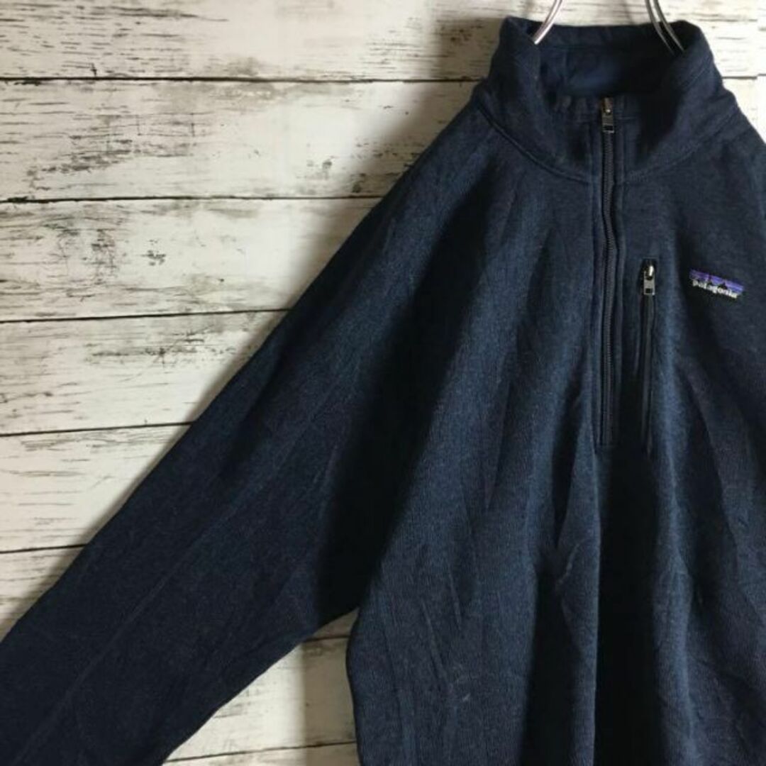 patagonia(パタゴニア)の【人気定番】パタゴニア☆ロゴ入りハーフジップトップス　薄手　紺　793 メンズのジャケット/アウター(ブルゾン)の商品写真