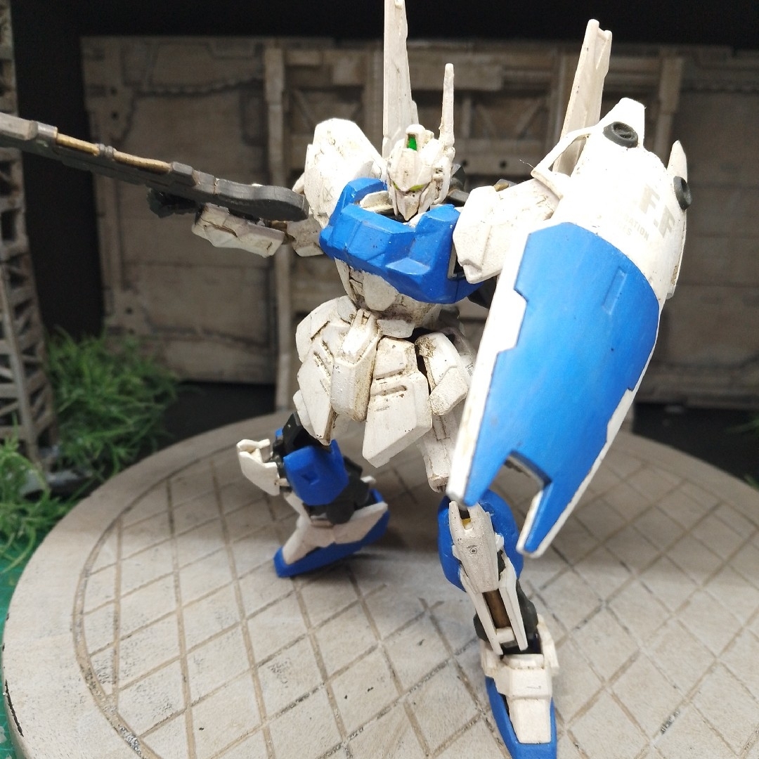 ガンダムGフレーム、白式、プチ改造、汚し仕上げ品。 エンタメ/ホビーのおもちゃ/ぬいぐるみ(プラモデル)の商品写真