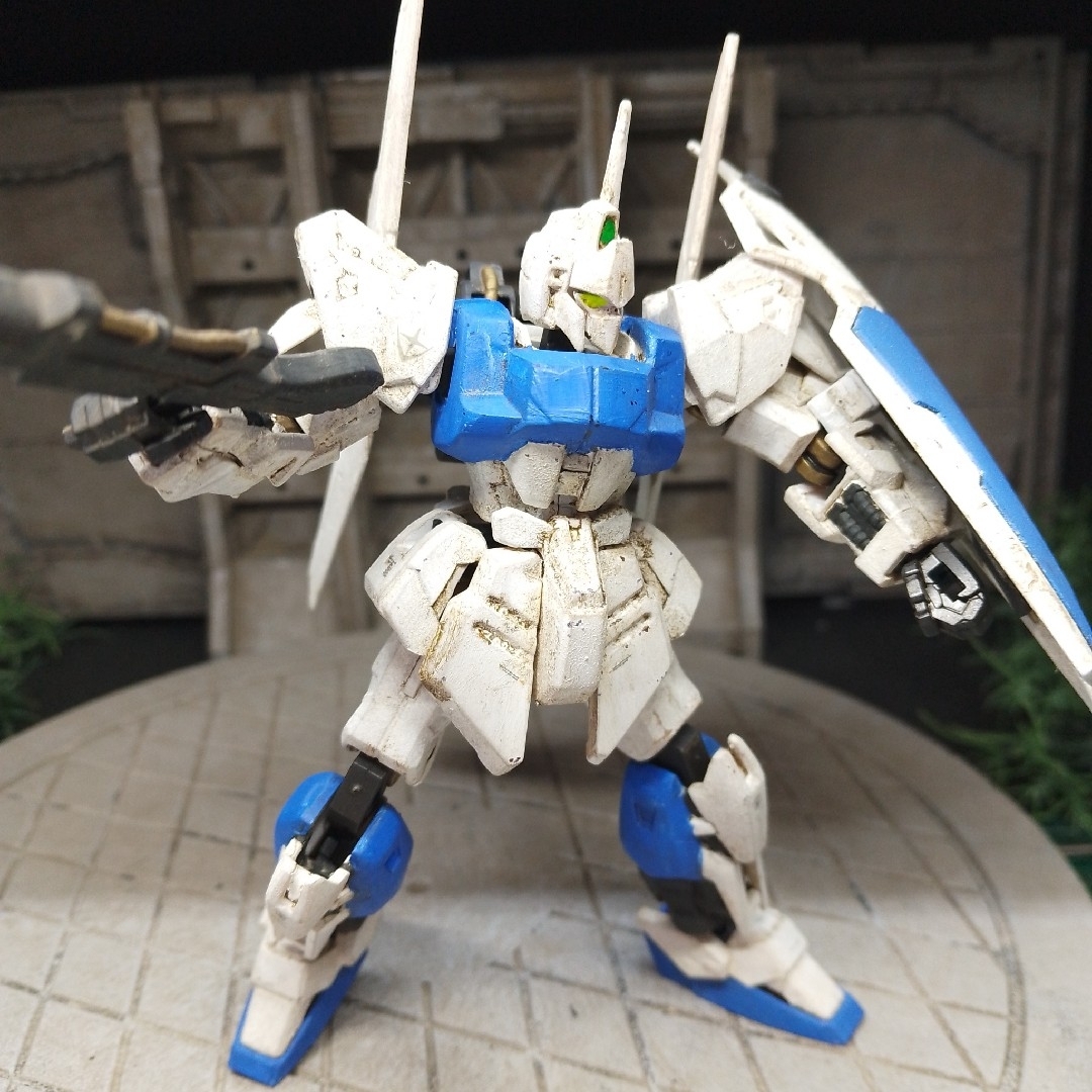 ガンダムGフレーム、白式、プチ改造、汚し仕上げ品。 エンタメ/ホビーのおもちゃ/ぬいぐるみ(プラモデル)の商品写真