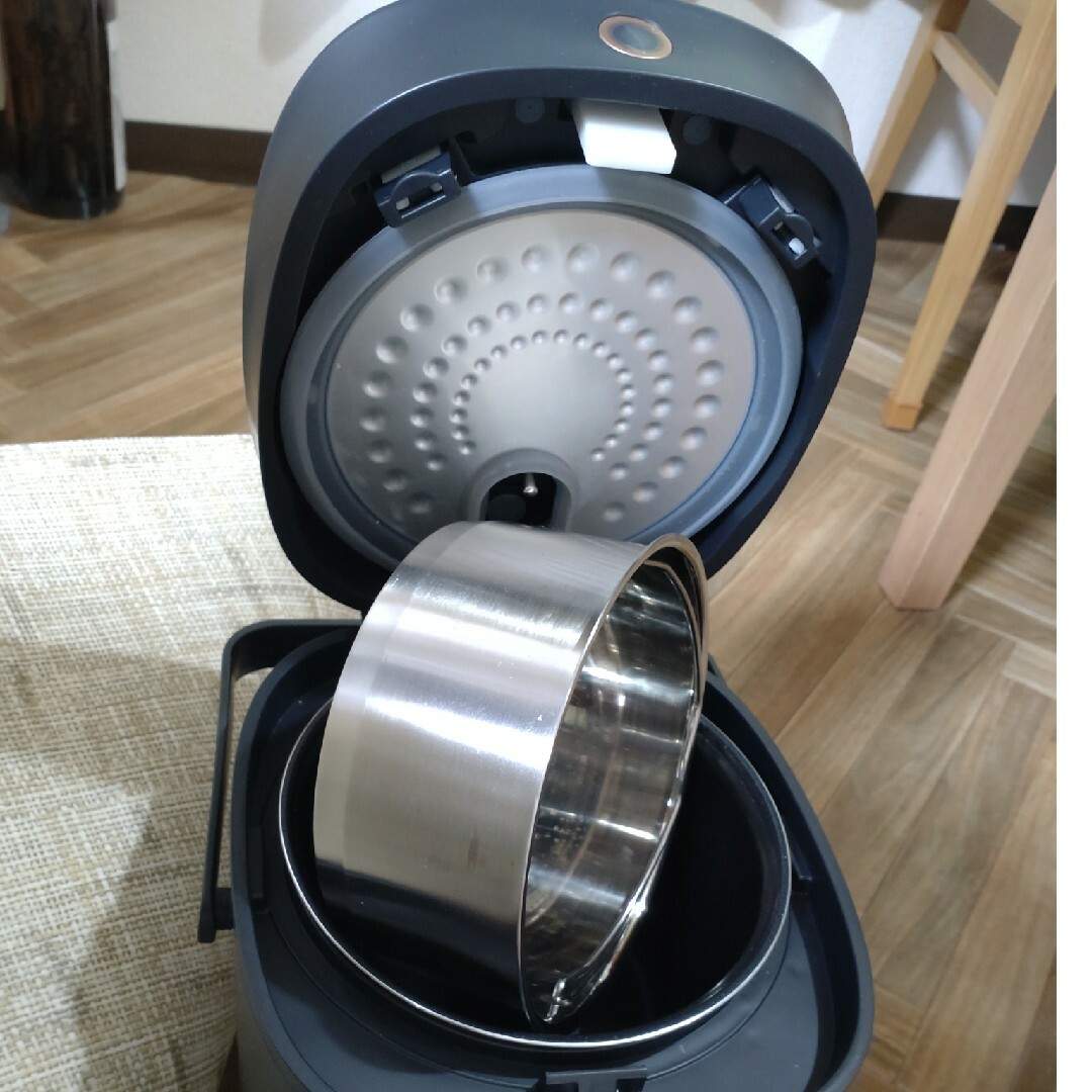 低糖質炊飯器　clarity 2022年製　5合炊き スマホ/家電/カメラの調理家電(炊飯器)の商品写真