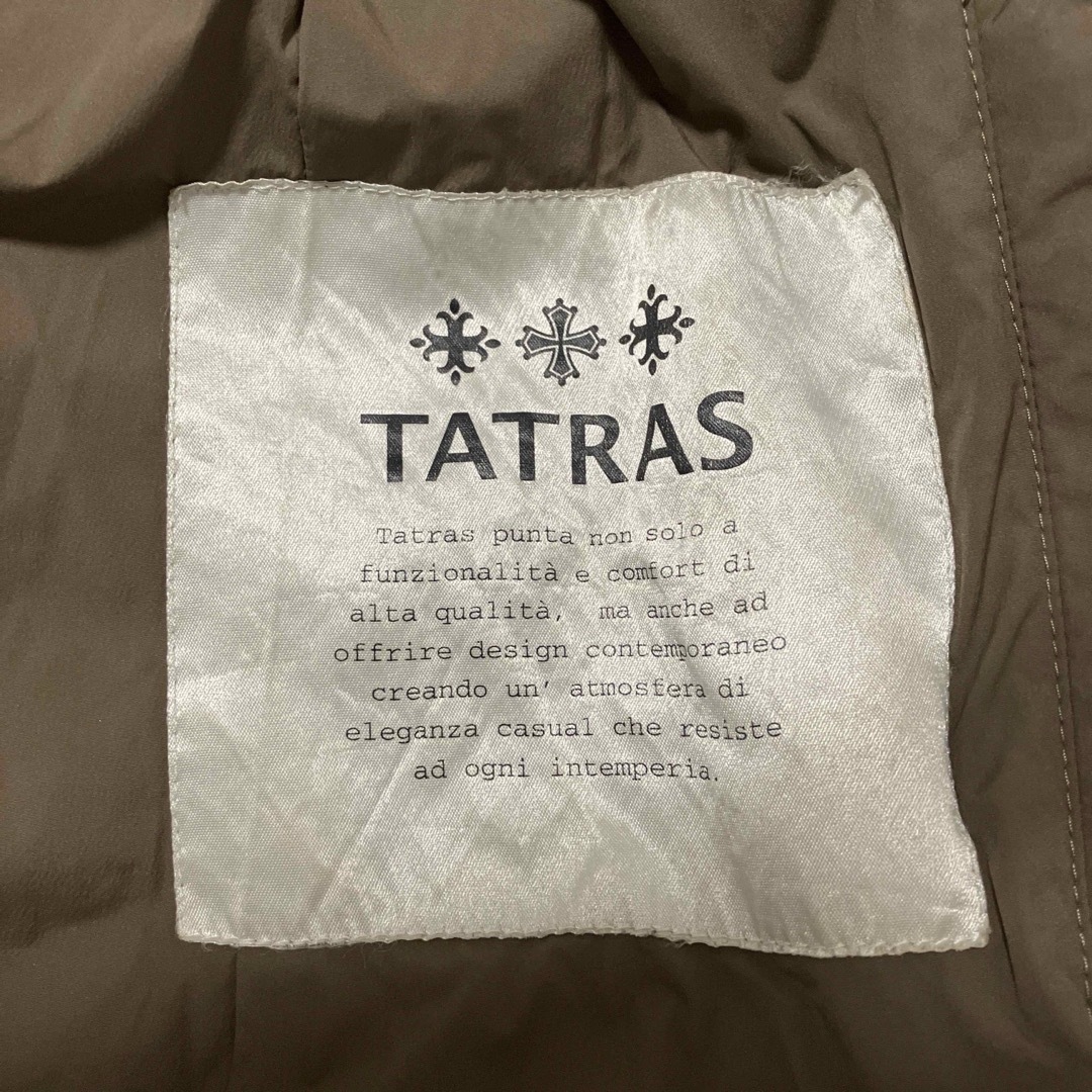 TATRAS(タトラス)のTATRAS ダウンコート ベージュ　Mサイズ レディースのジャケット/アウター(ダウンジャケット)の商品写真
