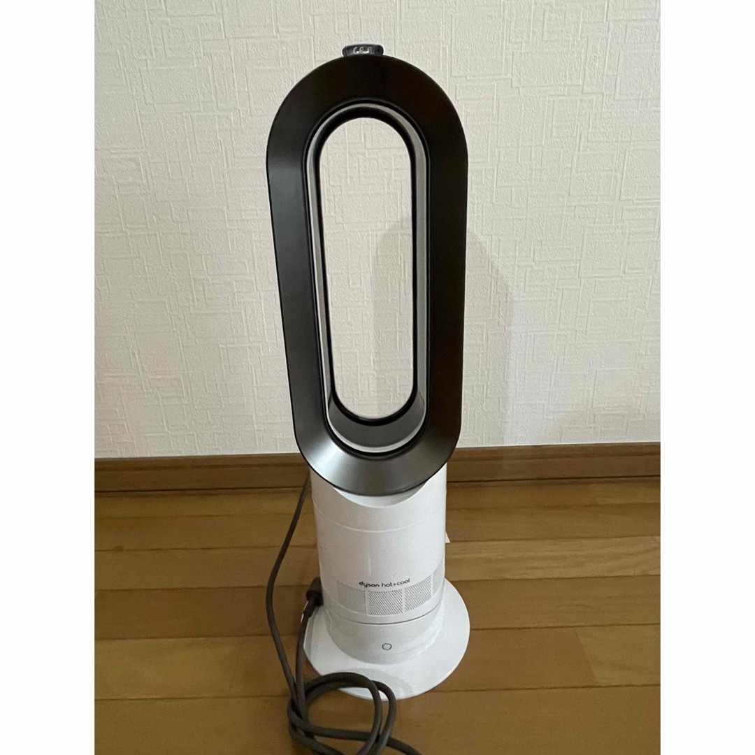 Dyson(ダイソン)のダイソン　【美品】2019年製　AM09  ホット&クール スマホ/家電/カメラの冷暖房/空調(ファンヒーター)の商品写真