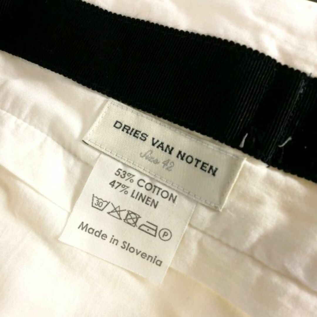 DRIES VAN NOTEN(ドリスヴァンノッテン)のドリスヴァンノッテン コットンリネン テーパードパンツ スラックス 42 白 レディースのパンツ(その他)の商品写真