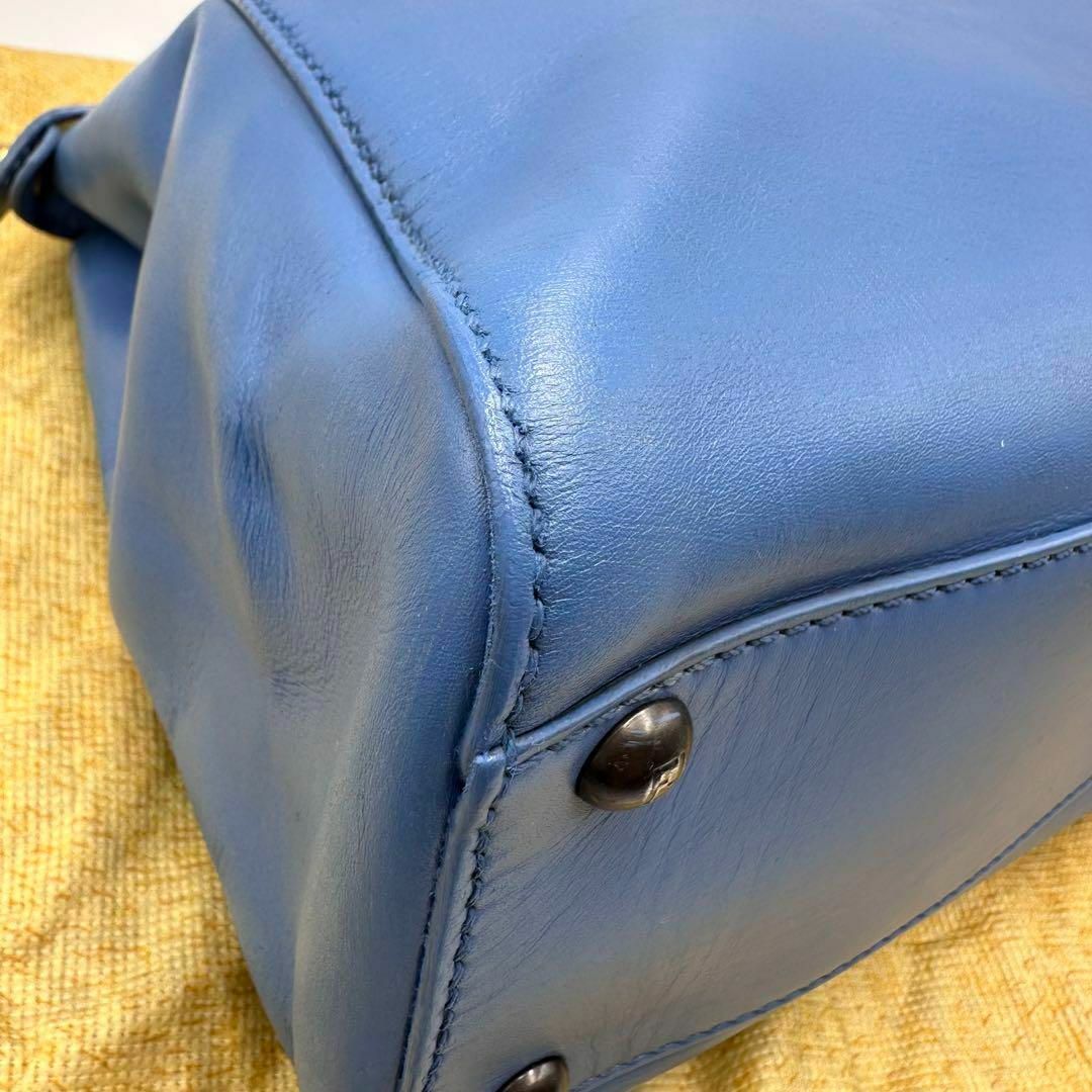美品✨フェンディピーカブー 2way ブルー レザー ミディアム 美品✨フェンディピーカブー 2way ブルー レザー ミディアム