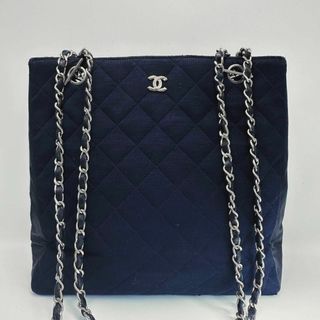 シャネル(CHANEL)の超希少✨CHANEL チェーンショルダー　コットン×レザー　ネイビー　マトラッセ(ショルダーバッグ)