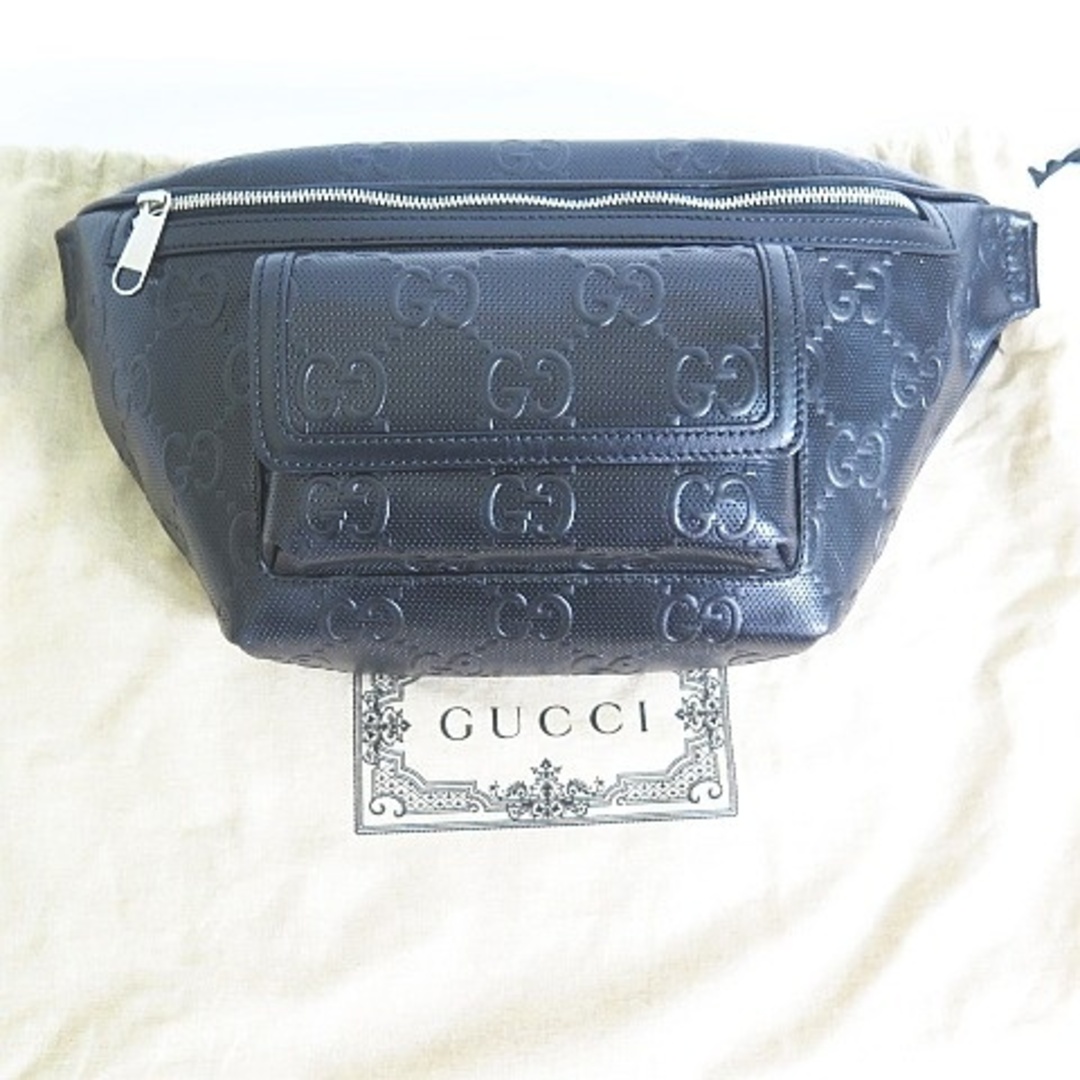 Gucci(グッチ)のグッチ GGエンボス レザー ボディバッグ ブラック 645093 1W3CN メンズのバッグ(ボディーバッグ)の商品写真