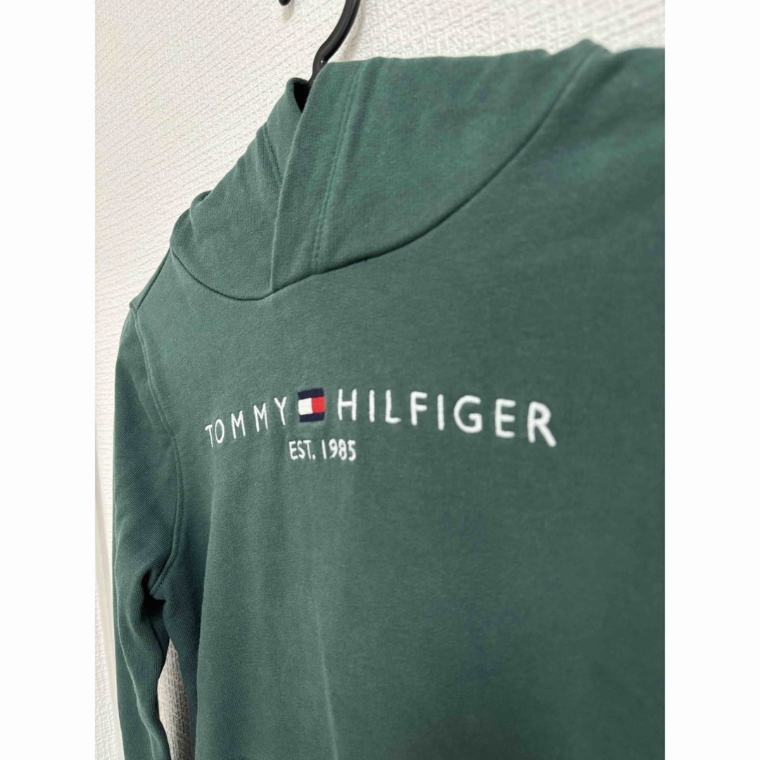 TOMMY HILFIGER(トミーヒルフィガー)のトミーヒルフィガー　キッズ　パーカー　トップス　長袖　128  キッズ/ベビー/マタニティのキッズ服男の子用(90cm~)(その他)の商品写真