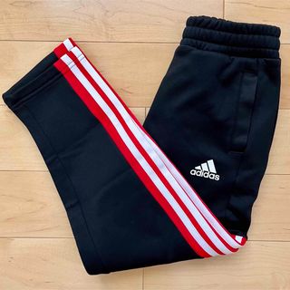 アディダス(adidas)のスウェットパンツ adidas アディダス 130cm 黒×赤 ☆新品未使用(パンツ/スパッツ)