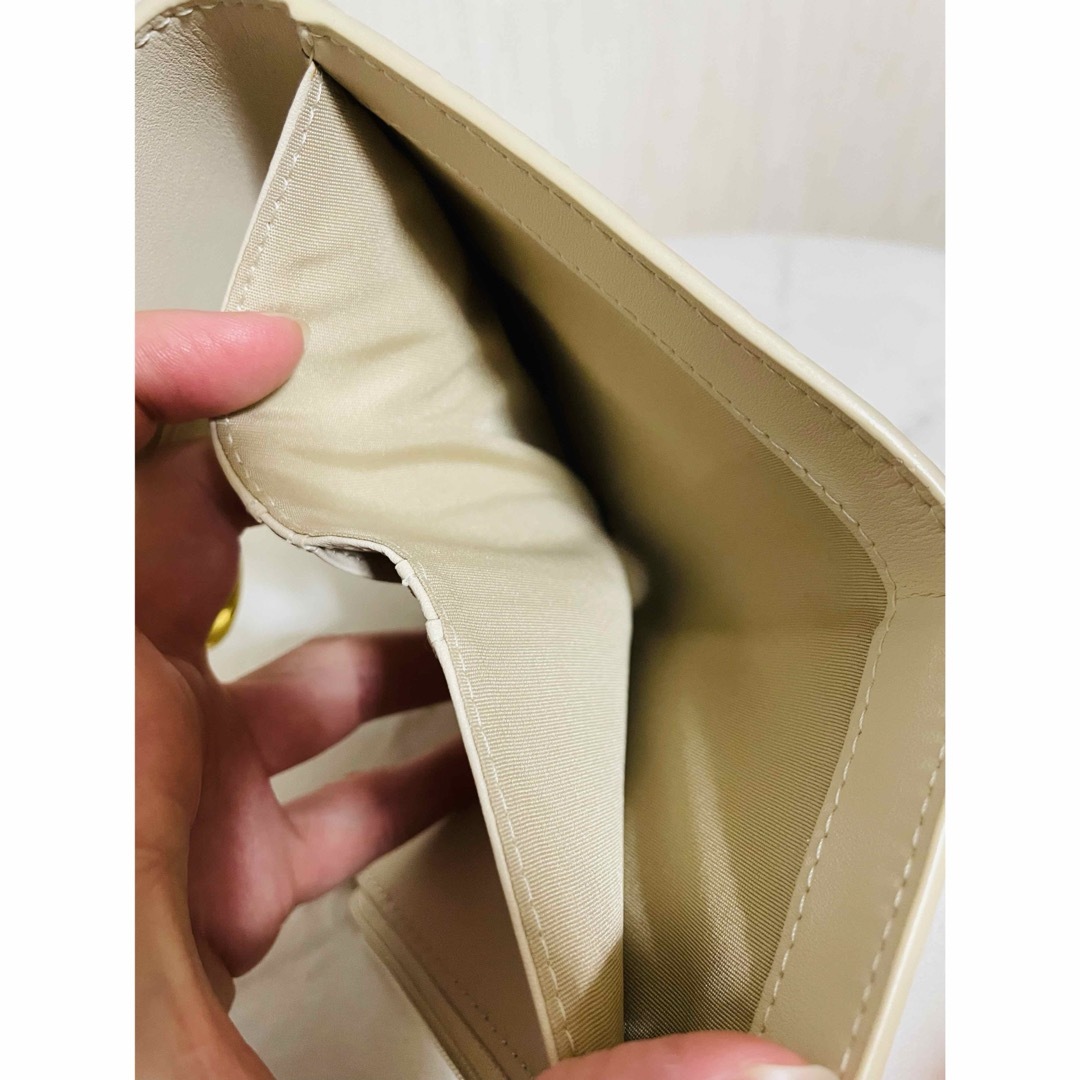 JW PEI 財布 クロコ型押し　アイボリーホワイト レディースのファッション小物(財布)の商品写真